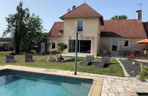 Jupilles Villa | Character villa 4* with heated pool