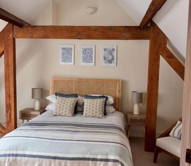 Wheatley House | Character Village property