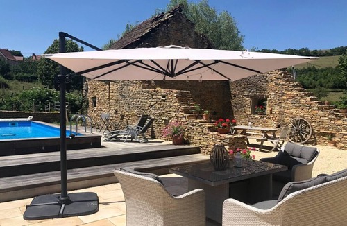 Saint-Ythaire House | Characterful 3-Bed House in Saint-Ythaire