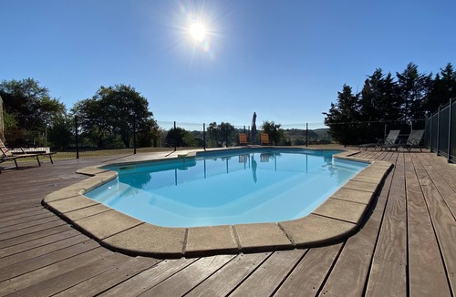 Lafage House | Characterful 3 bedroom house with large garden and pool.