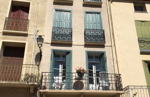 Montbolo House | Characterful stone farmhouse with stunning views of Pyrenees