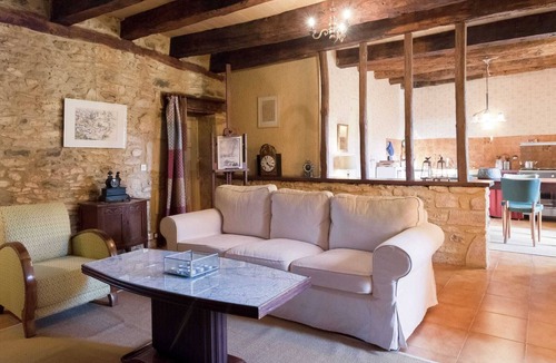 Montclera House | Characteristic holiday home with 4 ha grounds and lovely view.