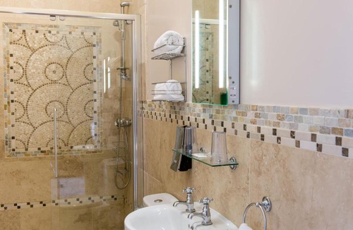 Hereford House | Charades Guest House