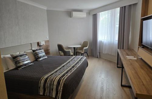 Singleton Hotel | Charbonnier Motor Inn