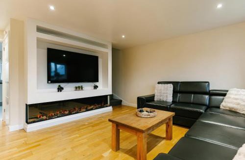 Brigg House | Charcoal Lodge