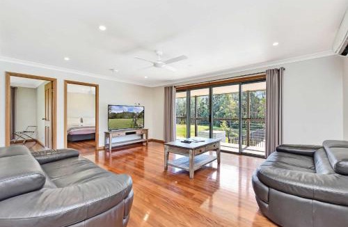 Pokolbin House | Chardonnay Escape