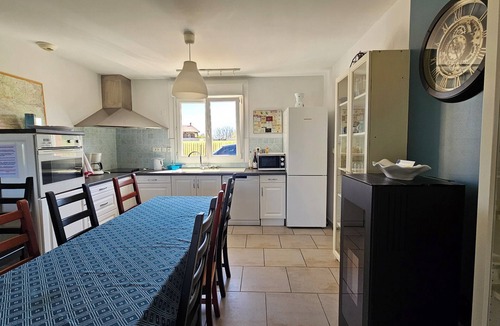 Bors de Montmoreau House | Charente idyllic setting, very quiet, heated swimming pool, sleeps 8