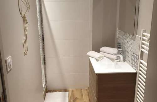 2nd Arrondissement Apartment | Charlemagne