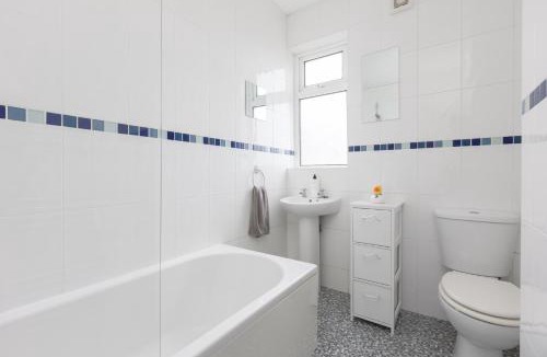 Blackpool House | Charles Alexander Short Stay - Ansdell House