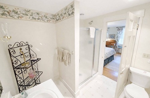 Enfield Bed & Breakfast | Charles Hewes Room: cozy room with queen size bed & private bath in historic B&B