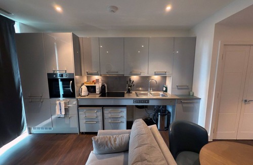 Canary Wharf Apartment | Charles Hope Apartment Canary Wharf