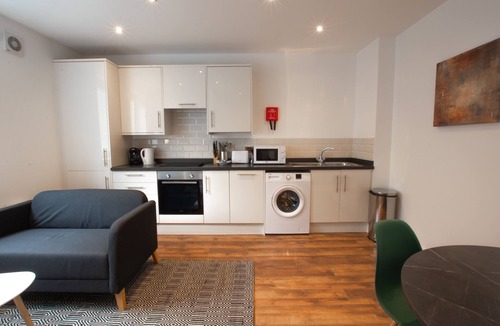 Swindon Apartment | Charles Hope Apartments Swindon