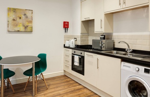 Swindon Apartment | Charles Hope Apartments Swindon