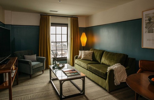 Ansonborough Apartment | Charleston Suite | 2 Bedrooms + Apartment-Style