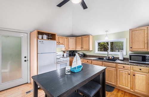 Charlevoix House | Charlevoix Home, stroll to Town and Beaches