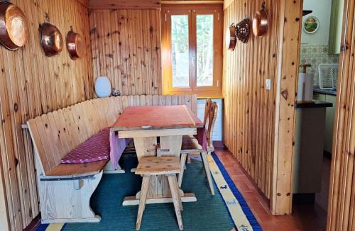 Faido Apartment | Charlie & Alaska Apartments by Quokka 360 - Cozy Mountain Stay Near the Carì Ski Slopes