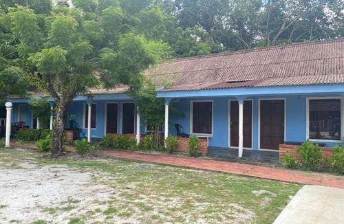 Lubok Buaya Resort | Charlie Langkawi Motel