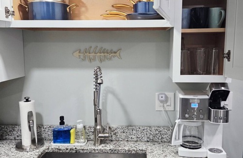 New Baltimore Apartment | Charlie`s by the Bay #3