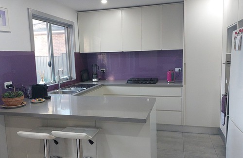 Faulconbridge Cottage | Charlie-vile Romantic spa Escape