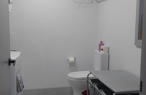 Faulconbridge Cottage | Charlie-vile Romantic spa Escape