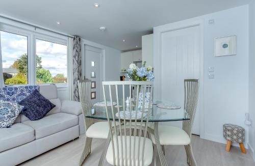 Balloch House | Charlies Cottage