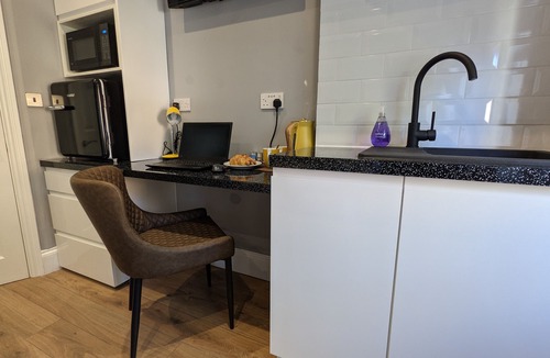 West Hampstead House | Charlotte Guest House