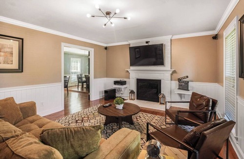 Charlotte House | Charlotte Mac in Charlotte