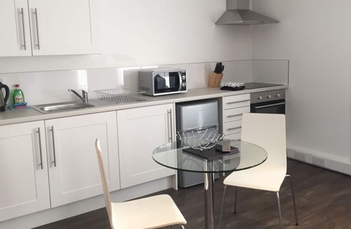 Exeter Apartment | Charlotte Mews - Open Planned 1 Bed