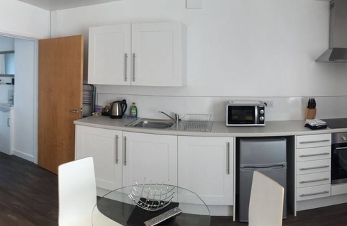 Exeter Apartment | Charlotte Mews Studios