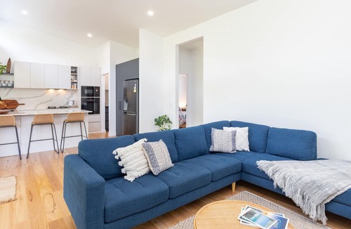 Charlotte Bay House | Charlotte's Hideaway