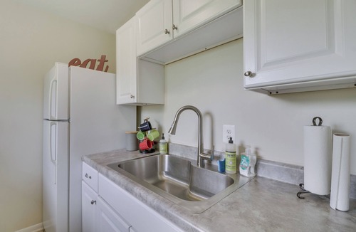 Batesville Cottage | Charlottesville Getaway in Bailey's Retreat!