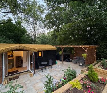 Staplefield Cabin | Charlton's Hollow