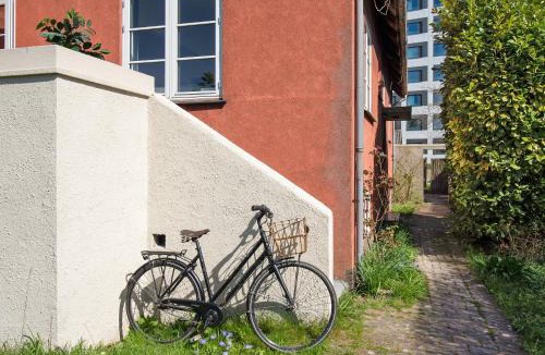Amager Apartment | Charm 1 - Chic 2-Bdr Apt with Shared Garden