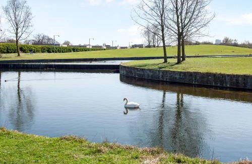 Amager Apartment | Charm 1 - Chic 2-Bdr Apt with Shared Garden