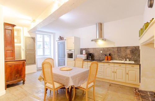 Bourdeilles Apartment | Charm and Elegance Apartment in Bourdeilles