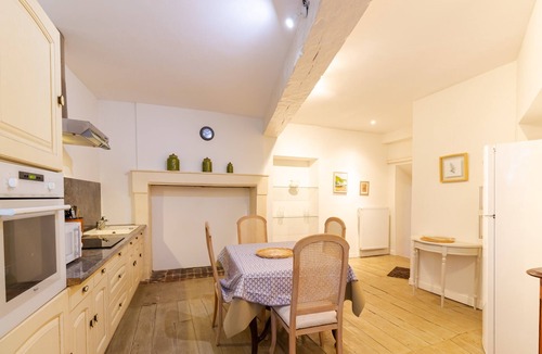Bourdeilles Apartment | Charm and Elegance Apartment in Bourdeilles