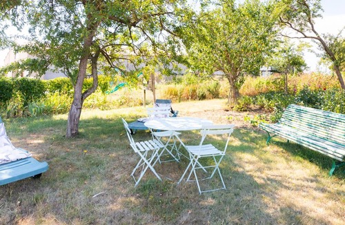 Laneuveville-devant-Bayon Cottage | Charming Village House near Nancy - Spa, Games, Garden, EV Charger