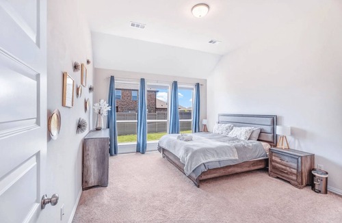 Aubrey House | Charm in Little Elm 4-BR, 3 Baths, Easy Vibes