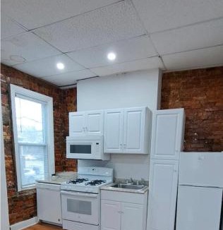 Downtown Baltimore Apartment | Charm's City Cozy Studio