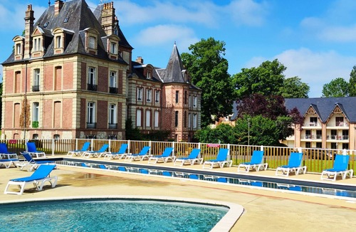 Gonneville-sur-Honfleur Apartment | Charmant studio à deux pas de Honfleur | Piscine