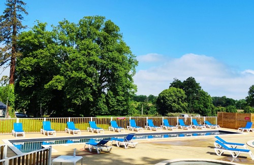 Gonneville-sur-Honfleur Apartment | Charmant studio à deux pas de Honfleur | Piscine