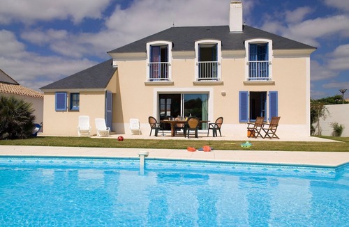 Saint-Jean-de-Monts Villa | Charmante Villa équipée pour 8 + Parking Gratuit