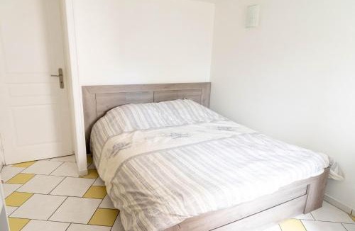 Clichy-Sous-Bois Apartment | Charmant 2 pièces moderne