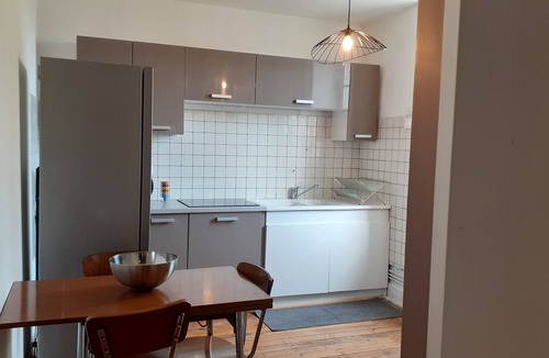Brive-la-Gaillarde Apartment | Charmant Appartement Brive Centre