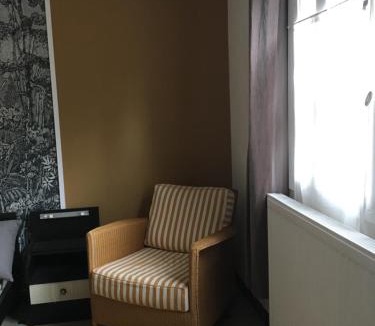 Bagneres-de-Bigorre Apartment | Charmant appartement sur cour, Le Cerisier