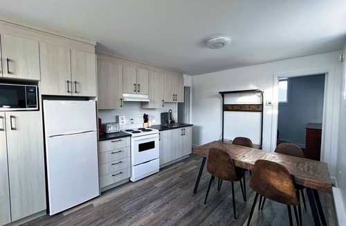 Riviere-du-Loup Regional County Municipality Apartment | Charmant appartement central à RDL