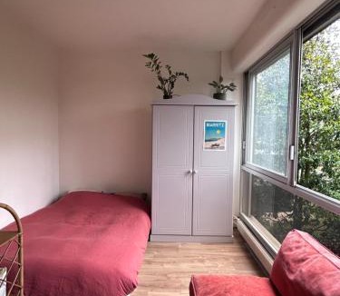 Neuilly-sur-Seine Apartment | Charmant appartement vue jardin