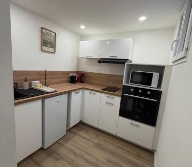 La Roche-sur-Yon Apartment | Charmant appartement moderne D