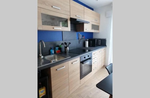 Pont-de-l'Isere Apartment | CHARMANT APPARTEMENT AVEC TERRASSE