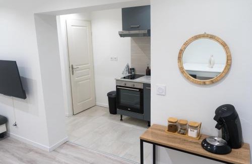 Chateauvert Apartment | Charmant appartement 2 pièces